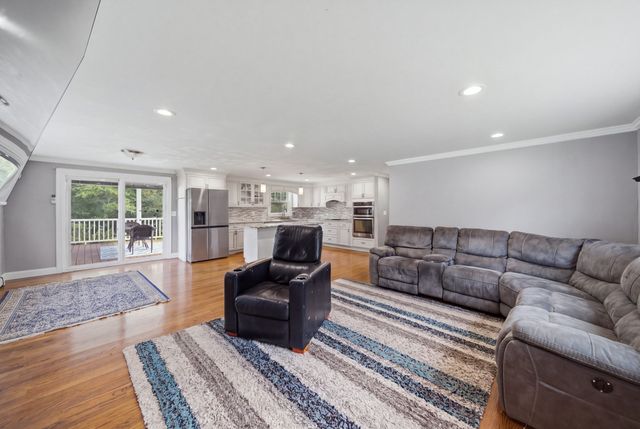 14 Bramble Bush Drive, Sandwich, MA 02644