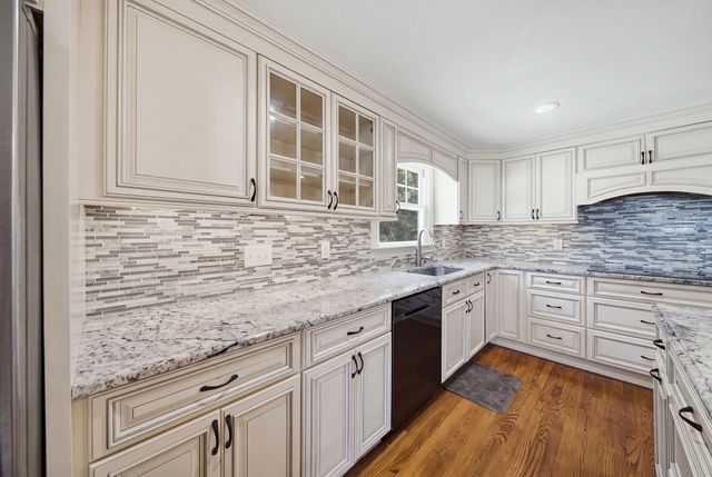 14 Bramble Bush Drive, Sandwich, MA 02644