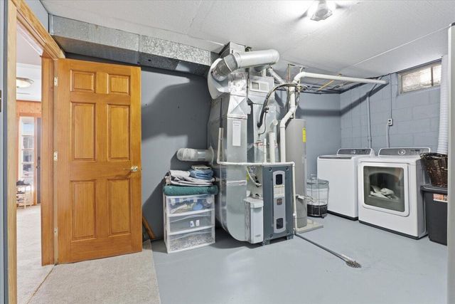 825 MCKENZIE Avenue, Council Bluffs, IA 51503