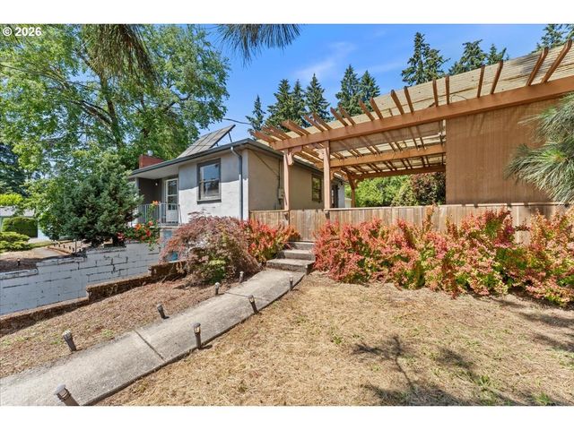 7905 Sw ELMWOOD St, Portland, OR 97223