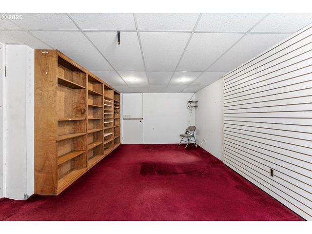 7905 Sw ELMWOOD St, Portland, OR 97223