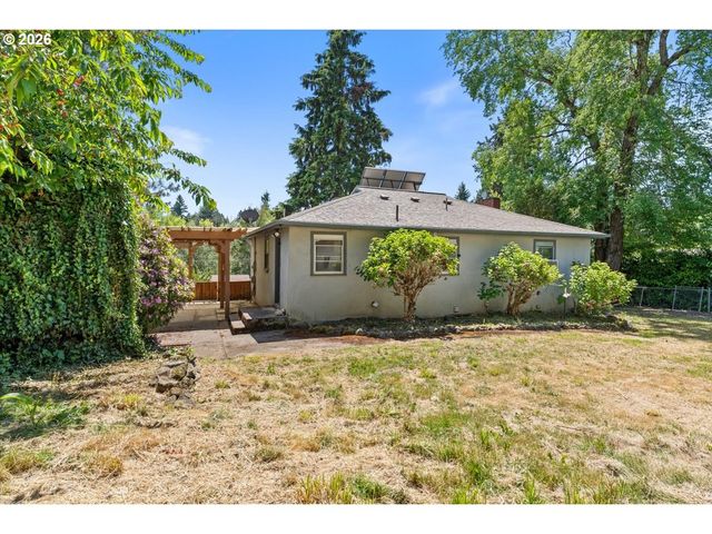 7905 Sw ELMWOOD St, Portland, OR 97223