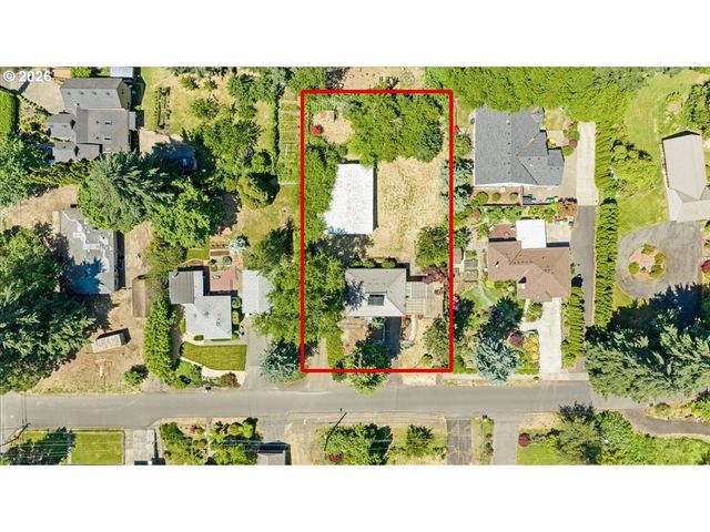7905 Sw ELMWOOD St, Portland, OR 97223