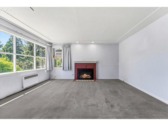 7905 Sw ELMWOOD St, Portland, OR 97223