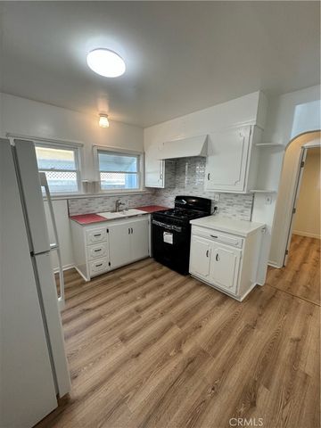 624 1st, Hermosa Beach, CA 90254