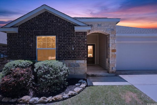 1051 Raceland, San Antonio, TX 78245