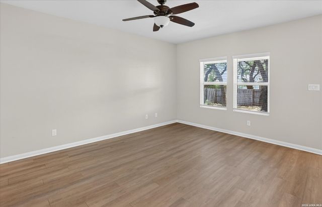 1051 Raceland, San Antonio, TX 78245