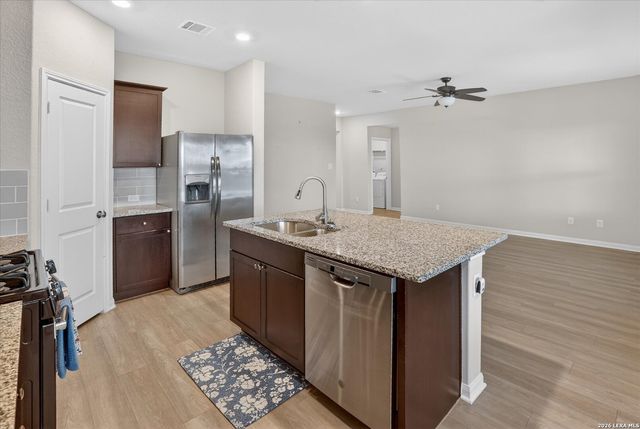1051 Raceland, San Antonio, TX 78245