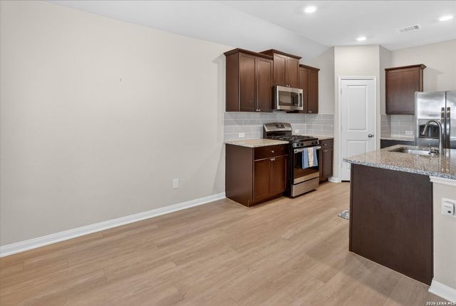 1051 Raceland, San Antonio, TX 78245