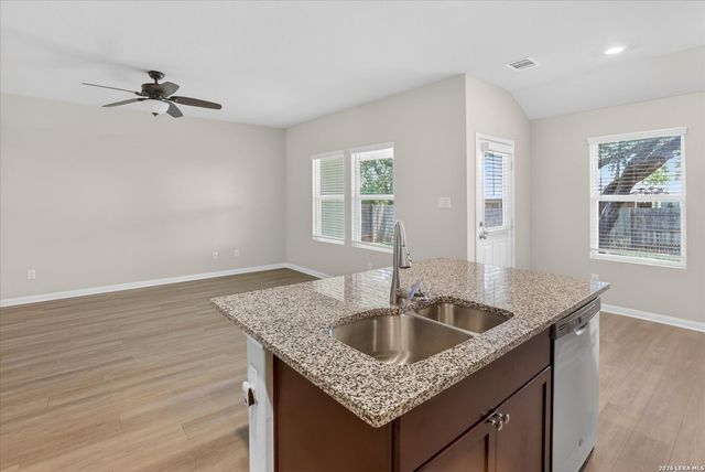 1051 Raceland, San Antonio, TX 78245