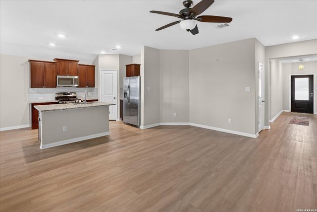 1051 Raceland, San Antonio, TX 78245