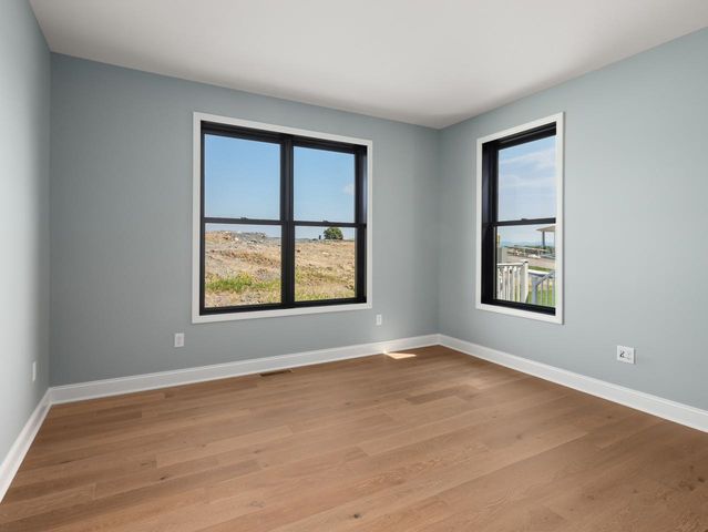 63 Daniel Drive, South Burlington, VT 05403