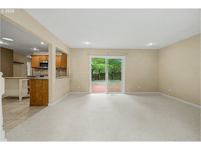 9940 Sw TERWILLIGER Blvd, Portland, OR 97219