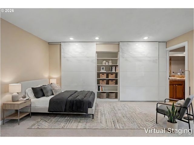 9940 Sw TERWILLIGER Blvd, Portland, OR 97219