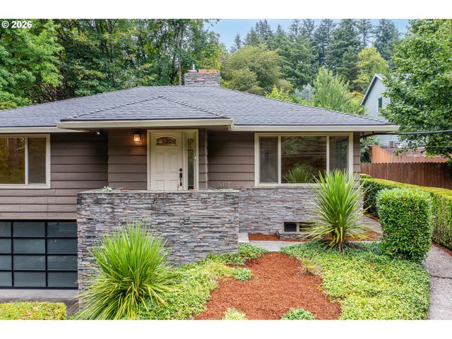 9940 Sw TERWILLIGER Blvd, Portland, OR 97219