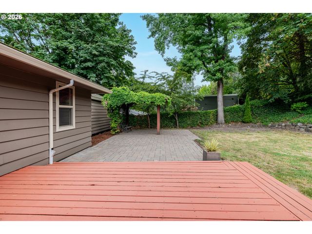 9940 Sw TERWILLIGER Blvd, Portland, OR 97219