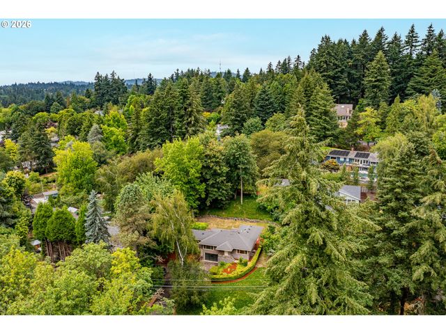 9940 Sw TERWILLIGER Blvd, Portland, OR 97219