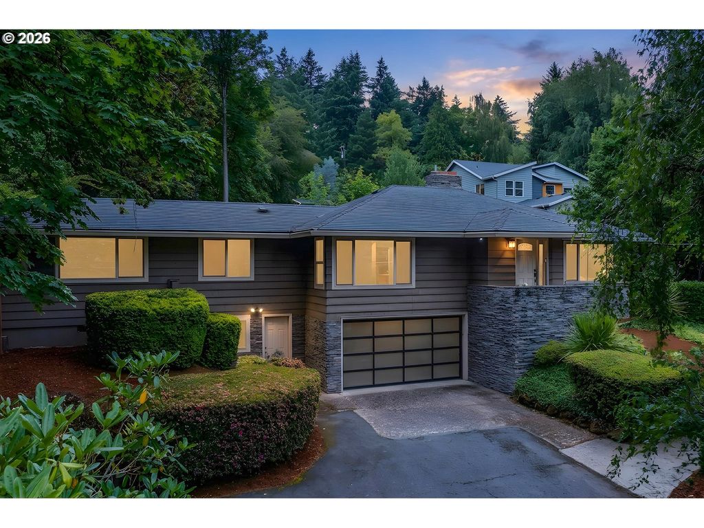 9940 Sw TERWILLIGER Blvd, Portland, OR 97219