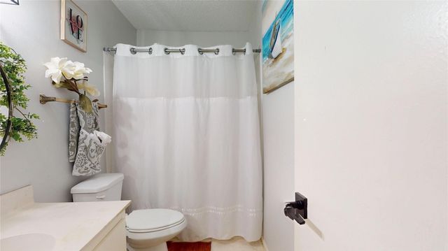 700 Thicket Lane 306, Houston, TX 77079