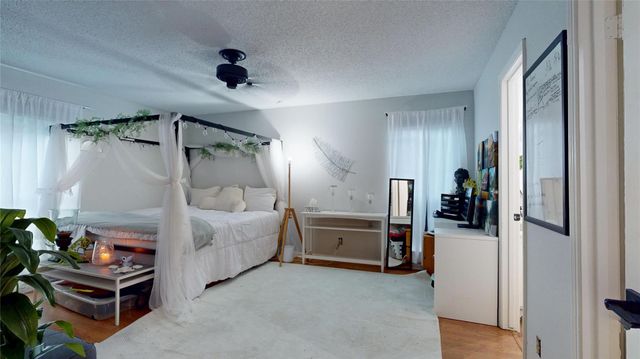 700 Thicket Lane 306, Houston, TX 77079