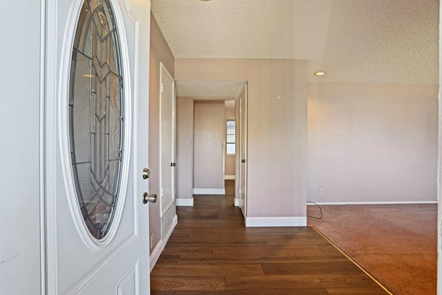 8402 Roxburgh Way, Stockton, CA 95209