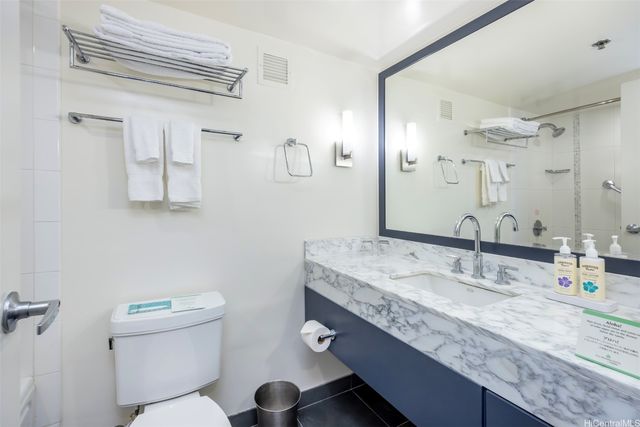 410 Atkinson Drive 2721, Honolulu, HI 96814