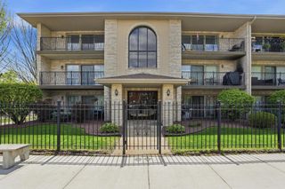 6303 W 63rd Street 3D, Chicago, IL 60638