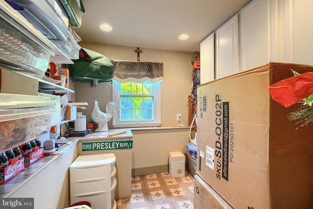 809 STAFFORDSHIRE RD, Cockeysville, MD 21030