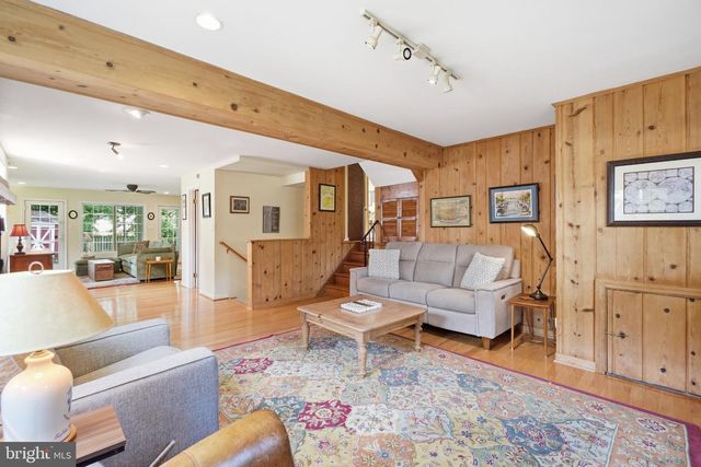 2504 TURBRIDGE LN, Alexandria, VA 22308
