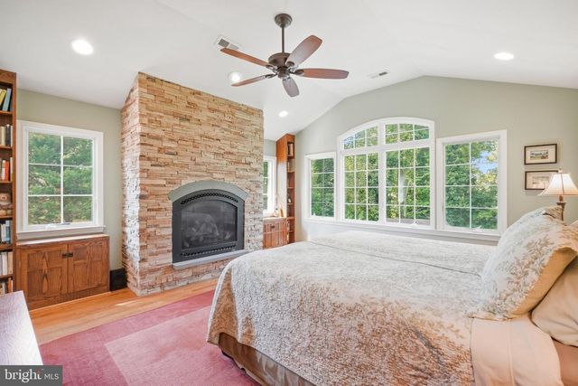 2504 TURBRIDGE LN, Alexandria, VA 22308