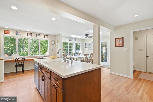 2504 TURBRIDGE LN, Alexandria, VA 22308