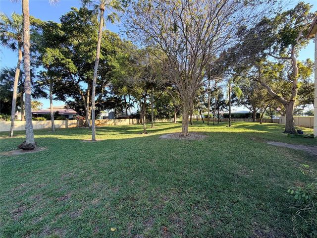 136 S Cypress Road 317, Pompano Beach, FL 33060