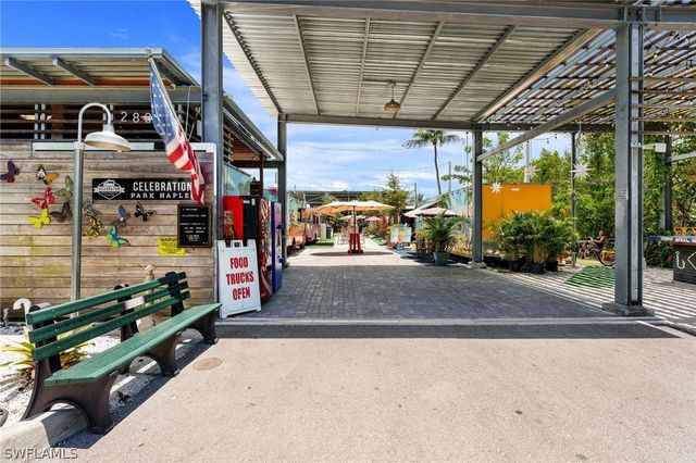 2778 Shoreview DR, Naples, FL 34112