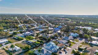 2778 Shoreview DR, Naples, FL 34112