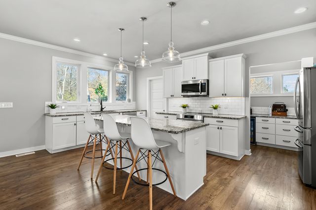 5944 Gavin Lane, Kalamazoo, MI 49009