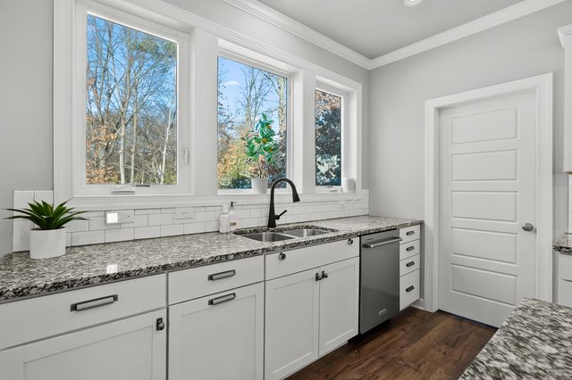 5944 Gavin Lane, Kalamazoo, MI 49009