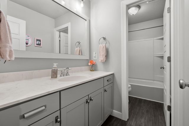 5944 Gavin Lane, Kalamazoo, MI 49009