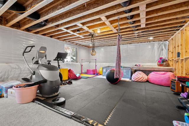 5944 Gavin Lane, Kalamazoo, MI 49009