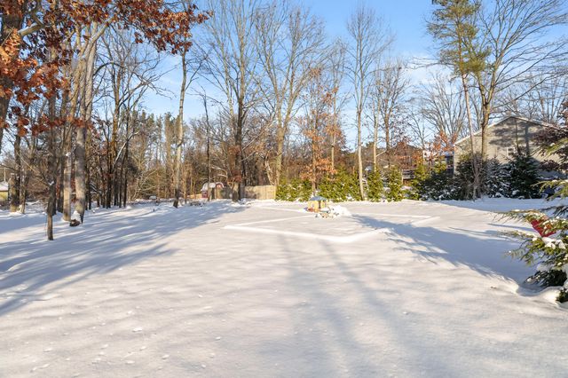 5944 Gavin Lane, Kalamazoo, MI 49009