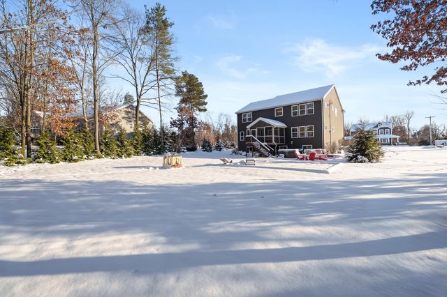 5944 Gavin Lane, Kalamazoo, MI 49009