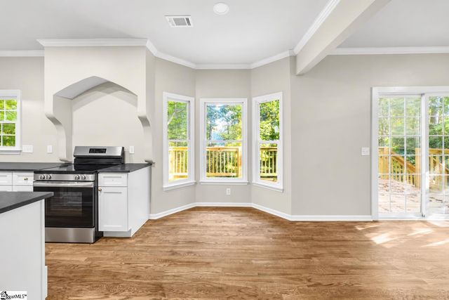 6 Moss Spring Court, Simpsonville, SC 29680