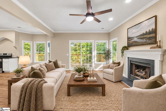 6 Moss Spring Court, Simpsonville, SC 29680