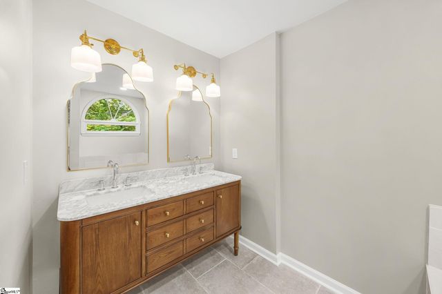 6 Moss Spring Court, Simpsonville, SC 29680