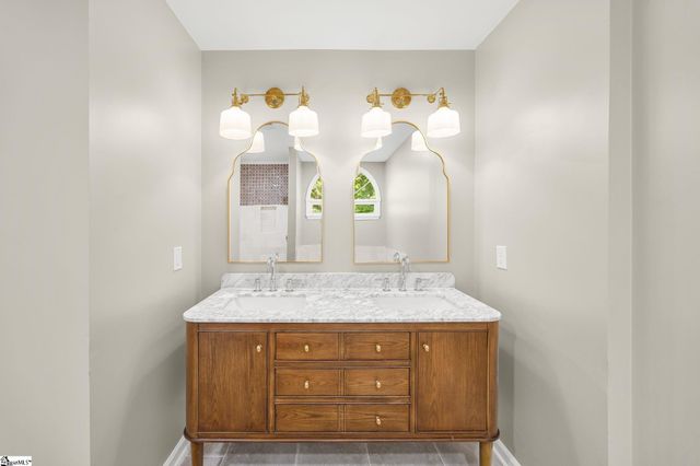 6 Moss Spring Court, Simpsonville, SC 29680