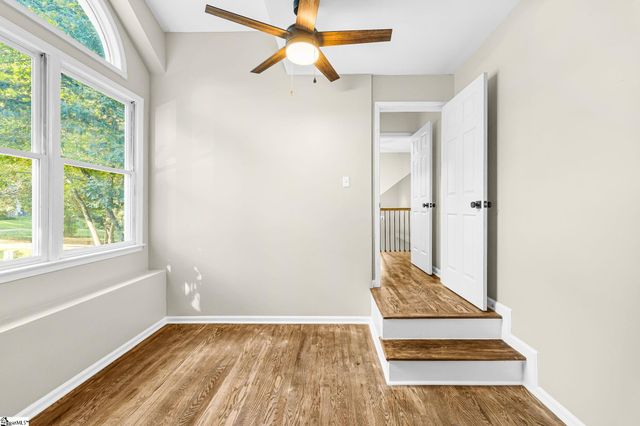 6 Moss Spring Court, Simpsonville, SC 29680