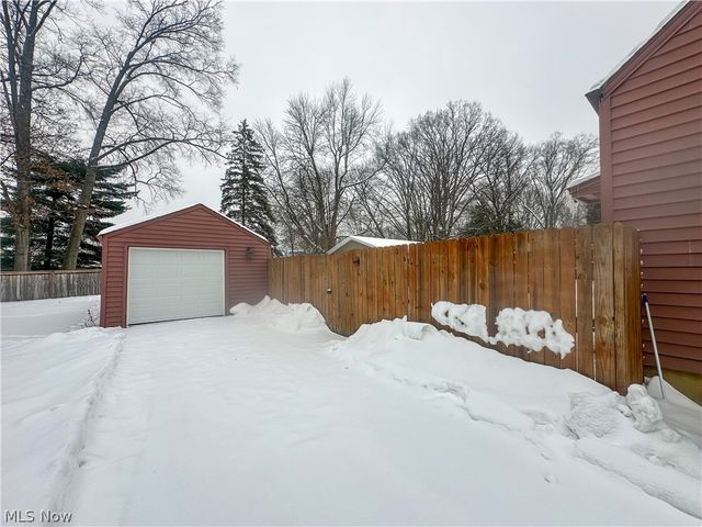 1575 Maplewood Street NE, Warren, OH 44483