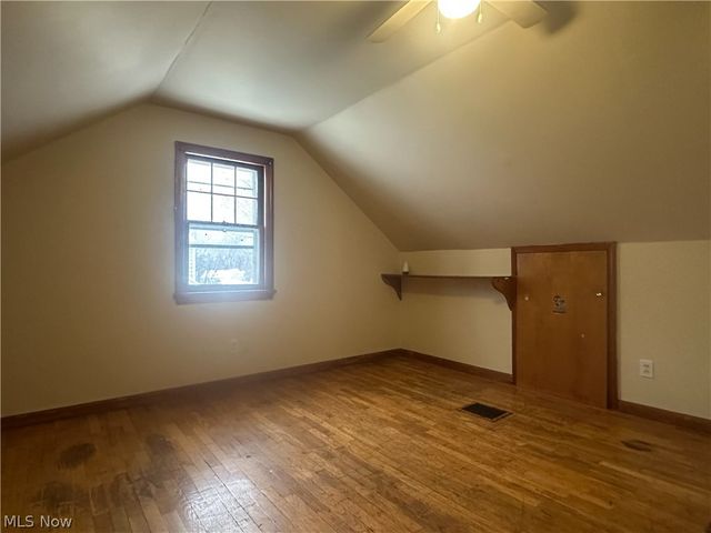 1575 Maplewood Street NE, Warren, OH 44483