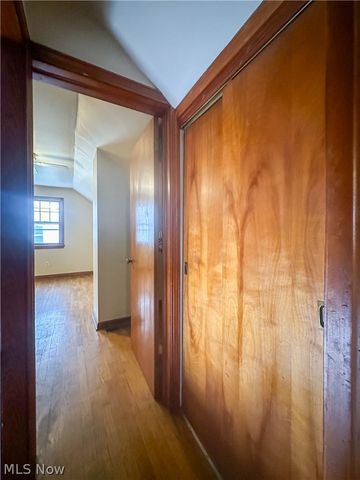 1575 Maplewood Street NE, Warren, OH 44483