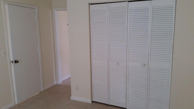 460 Fleming Avenue, Lake Worth, FL 33467