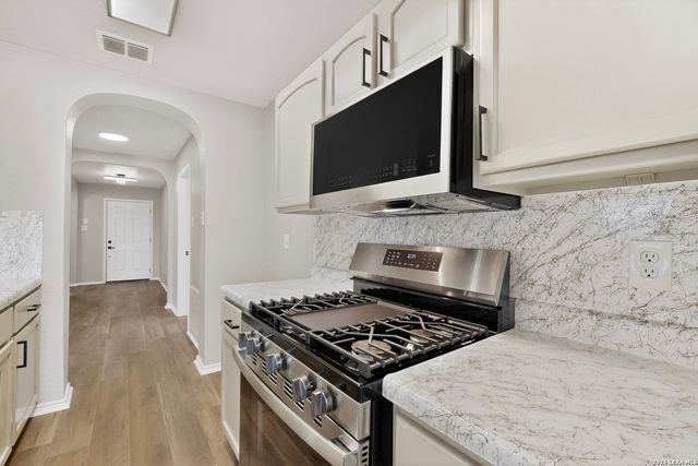 2614 Brighton Park, Converse, TX 78109